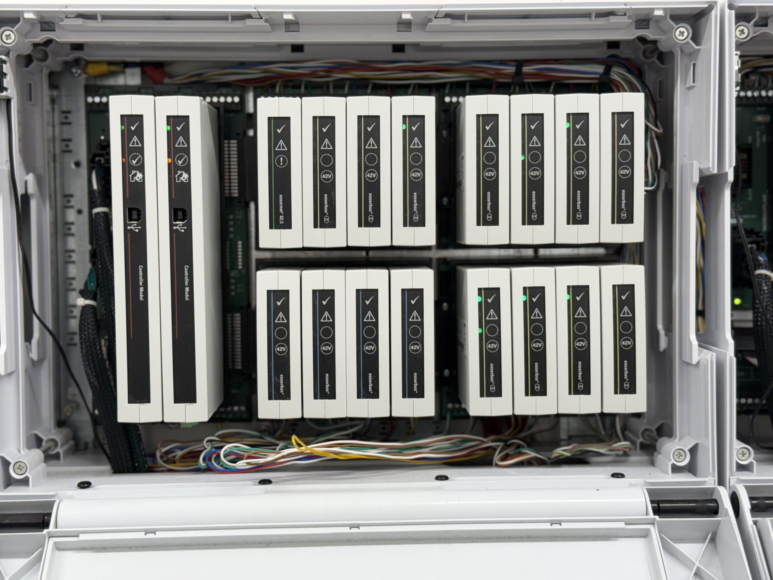 Professionell aufgebaute Brandmelde- und Sicherheitstechnik von Dorow Elektrotechnik